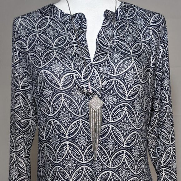 Ink + Ivy Medallion Shift Dress NWT - Picture 1 of 4